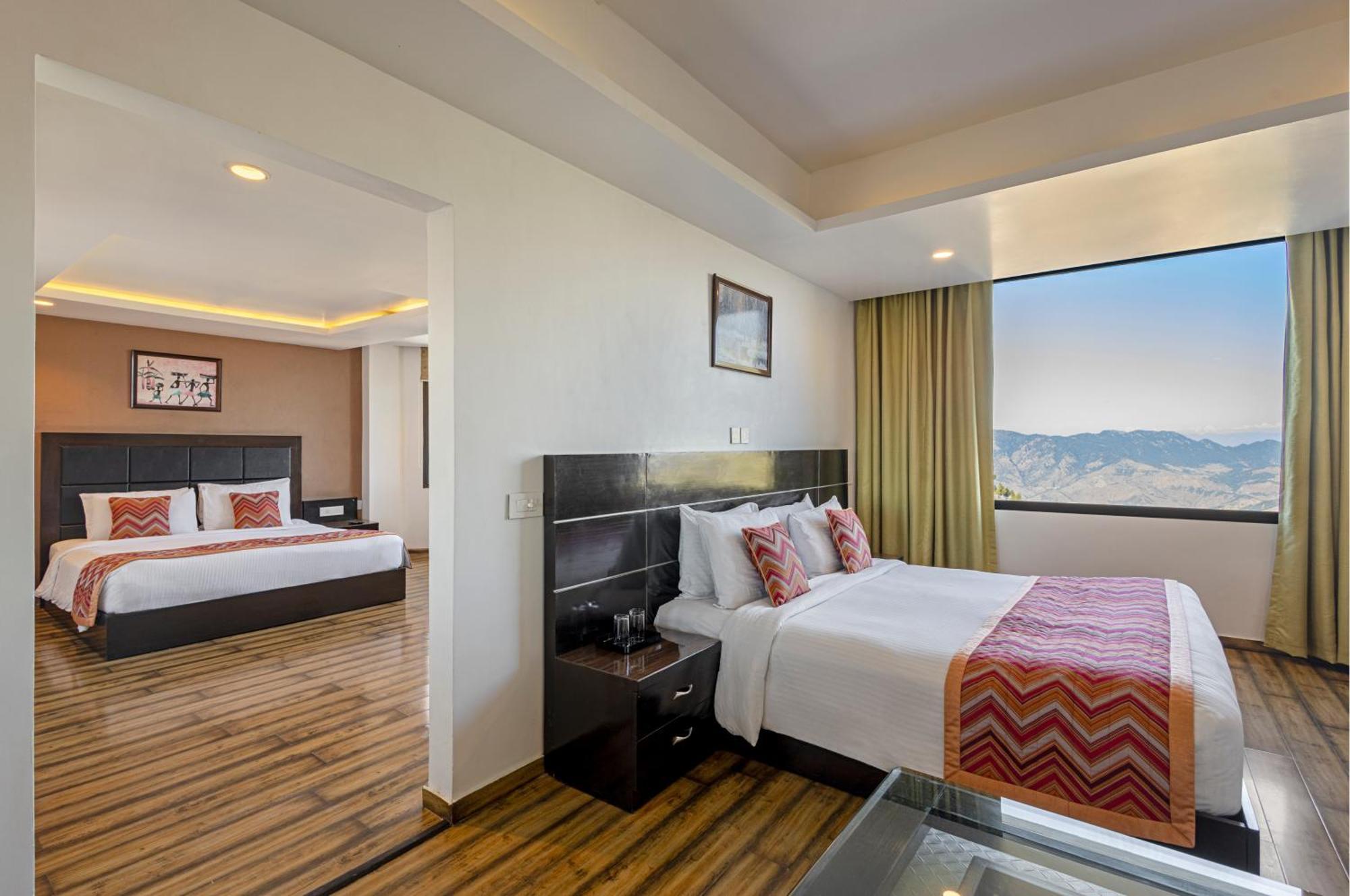 Sterling Kufri Hotel Exterior photo